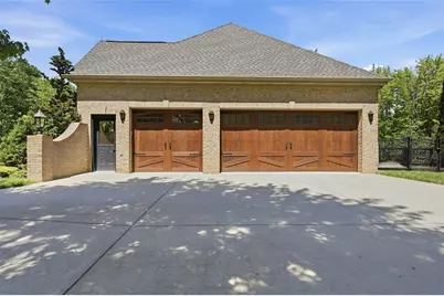 117 Windwood Heights Drive, Cranberry Township, PA 16066 - Photo 4