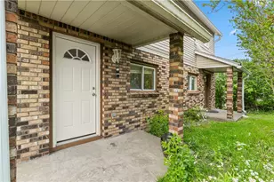 5266-5268 Steubenville Pike, Robinson Twp, PA 15205 - Photo 2
