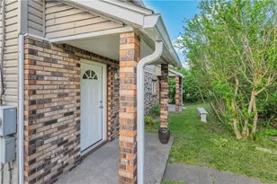 5266-5268 Steubenville Pike, Robinson Twp, PA 15205 - Photo 2