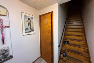 4801 Coleridge St, Pittsburgh, PA 15201 - Photo 18