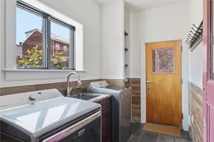 233 44th St, Pittsburgh, PA 15201 - Photo 22