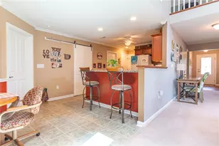 425 Chestnut Ln, Allegheny Township, PA 15613 - Photo 14