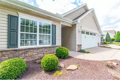 425 Chestnut Lane, Allegheny Township, PA 15613 - Photo 2