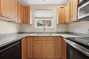 3215 Shadyway Dr, Pittsburgh, PA 15227 - Photo 10