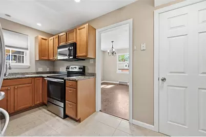 3215 Shadyway Dr, Pittsburgh, PA 15227 - Photo 8