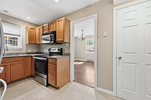 3215 Shadyway Dr, Pittsburgh, PA 15227 - Photo 8