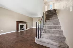 3215 Shadyway Dr, Pittsburgh, PA 15227 - Photo 4