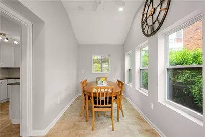 2416 N Meadowcroft, Pittsburgh, PA 15216 - Photo 10