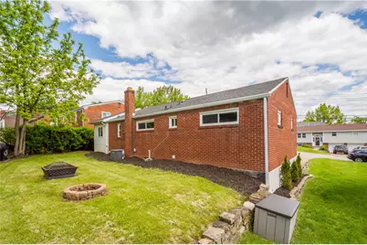 2416 N Meadowcroft, Pittsburgh, PA 15216 - Photo 28