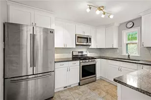 2416 N Meadowcroft, Pittsburgh, PA 15216 - Photo 6
