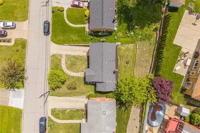 2416 N Meadowcroft, Pittsburgh, PA 15216 - Photo 30