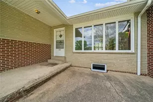 6234 Schafer Dr, Upper Burrell, PA 15068 - Photo 2