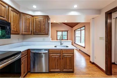 532 McElheny Rd, Pittsburgh, PA 15116 - Photo 4