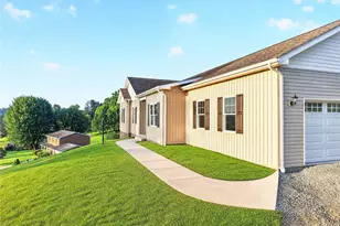 480 Matty, Rostraver, PA 15012 - Photo 2