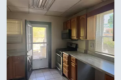 729 Ohio Ave, Glassport, PA 15045 - Photo 12