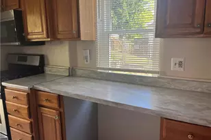 729 Ohio Ave, Glassport, PA 15045 - Photo 12
