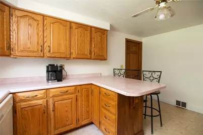 311 S 7th Street, Youngwood, PA 15697 - Photo 10