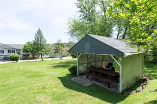 311 S 7th St, Youngwood, PA 15697 - Photo 44