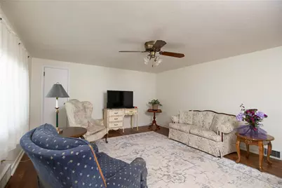 311 S 7th Street, Youngwood, PA 15697 - Photo 4