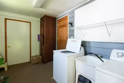 311 S 7th Street, Youngwood, PA 15697 - Photo 16
