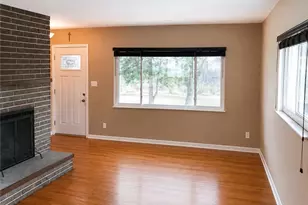 190 Oak Manor Dr, Harrison Township, PA 15065 - Photo 4
