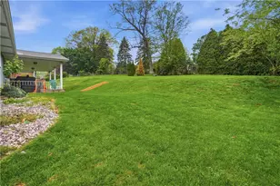 102 Cottonwood Ct, Moon/Crescent Twp, PA 15108 - Photo 28