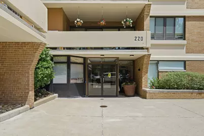 220 N Dithridge Street #606, Pittsburgh, PA 15213 - Photo 1
