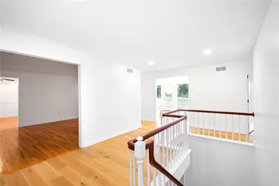 2343 Golfview Dr, Pittsburgh, PA 15241 - Photo 4