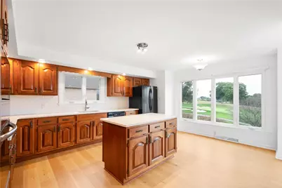 2343 Golfview Dr, Pittsburgh, PA 15241 - Photo 16