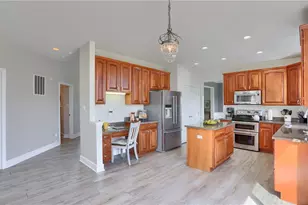 4007 Lakeview Ln, Mt Pleasant Twp, PA 15057 - Photo 16