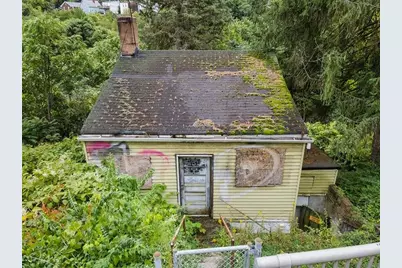 1047 Arlington Ave, Pittsburgh, PA 15203 - Photo 1