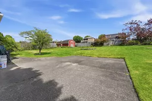 415 Elwyn Ave, Springdale Boro, PA 15144 - Photo 30
