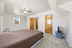 415 Elwyn Ave, Springdale Boro, PA 15144 - Photo 18