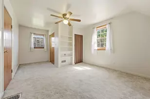 415 Elwyn Ave, Springdale Boro, PA 15144 - Photo 20