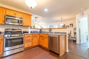 420 Chestnut Ln, Allegheny Township, PA 15613 - Photo 6