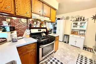 127 N Cascade St, New Castle, PA 16101 - Photo 8