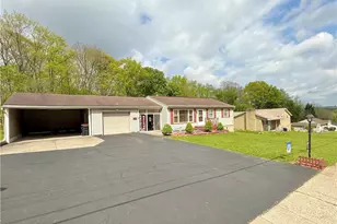 127 N Cascade St, New Castle, PA 16101 - Photo 2