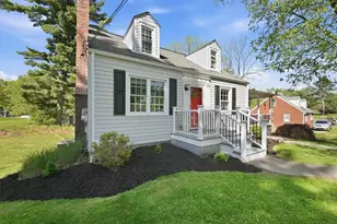 1749 Brodhead Rd, Moon/Crescent Twp, PA 15108 - Photo 2