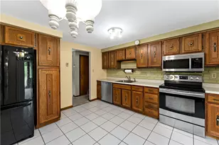 27 Dover Rd, Penn Twp, PA 15642 - Photo 10