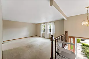 27 Dover Rd, Penn Twp, PA 15642 - Photo 6