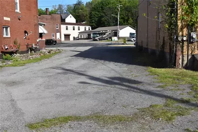 537 S 5 Th St, Jeannette, PA 15644 - Photo 22