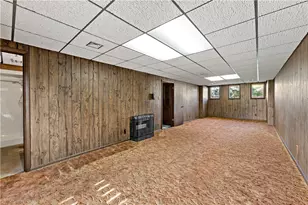 2123 Carolina Ave, West Mifflin, PA 15122 - Photo 20