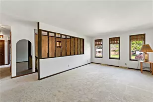 2123 Carolina Ave, West Mifflin, PA 15122 - Photo 6