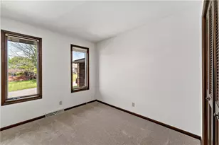 2123 Carolina Ave, West Mifflin, PA 15122 - Photo 16