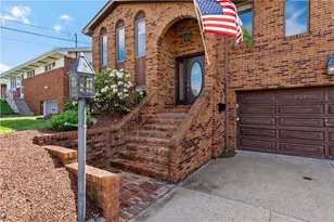 2123 Carolina Ave, West Mifflin, PA 15122 - Photo 2