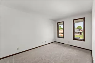 2123 Carolina Ave, West Mifflin, PA 15122 - Photo 14