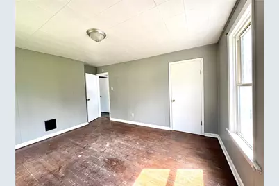 46 High St, Union Township, PA 16101 - Photo 12