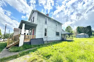 46 High St, Union Township, PA 16101 - Photo 2