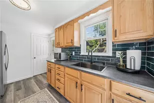 3645 W Run Rd, Munhall, PA 15120 - Photo 12