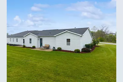 101 Wimbledon Dr, Mount Pleasant Township, PA 15666 - Photo 26